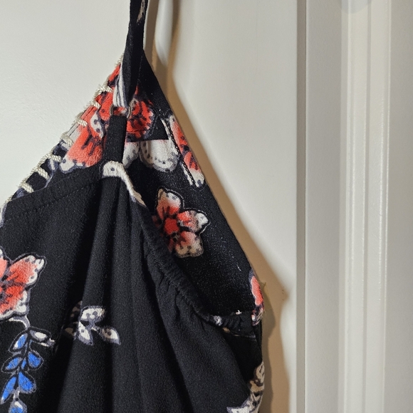 Eyeshadow Rayon Black Floral Jumper with Crochet Stitch Neckline & Pockets Small - Picture 13 of 14